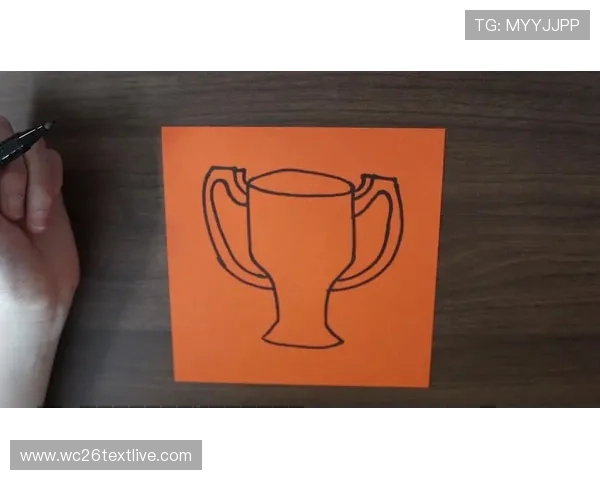 用简笔画表现世界杯奖杯的艺术表现技巧及实用绘画步骤详解